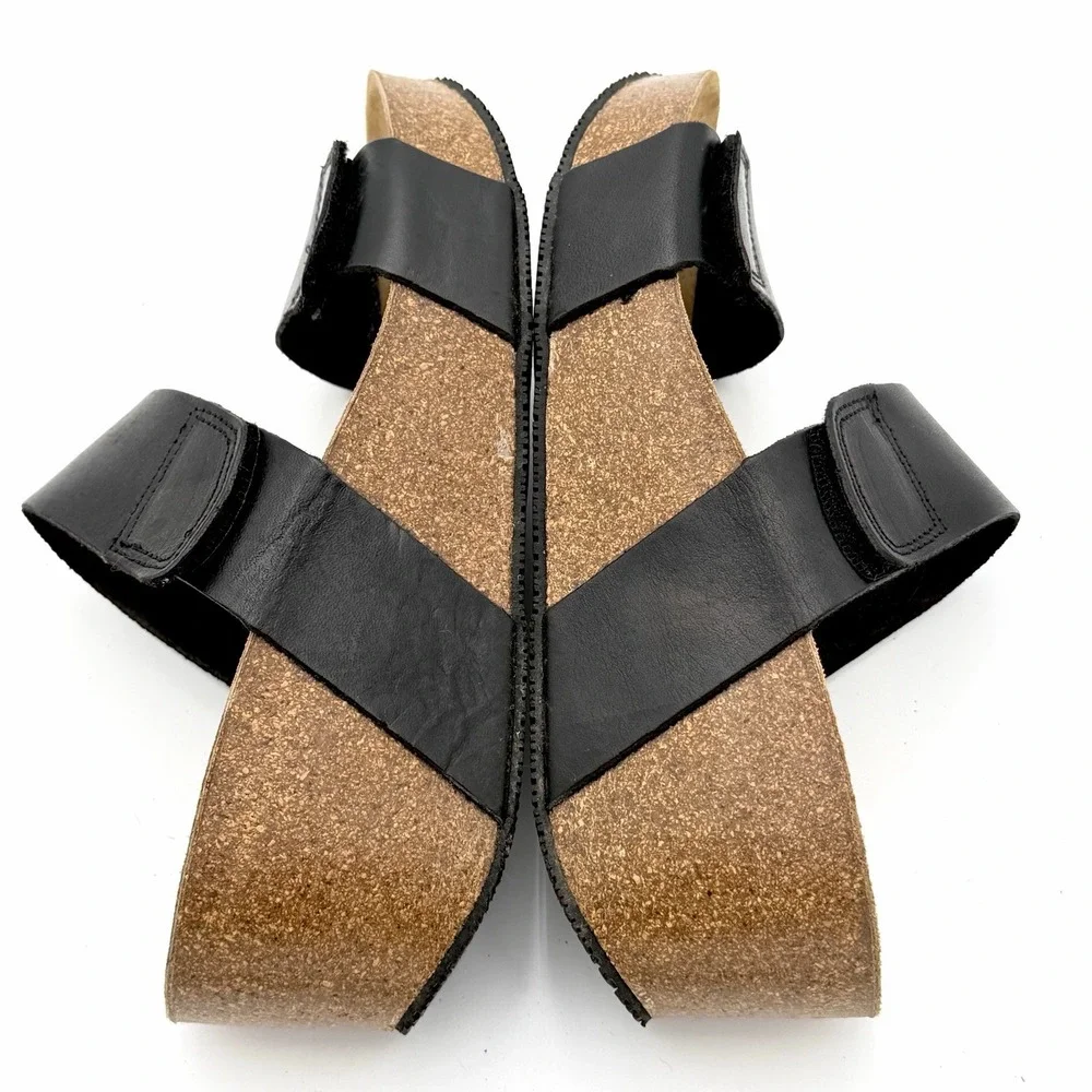 Lola Sabbia‎ for Eric Michael Women's Wedge Sandals Size 7 Black